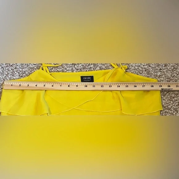 Nicole Yellow Blouse - Picture 4 of 7